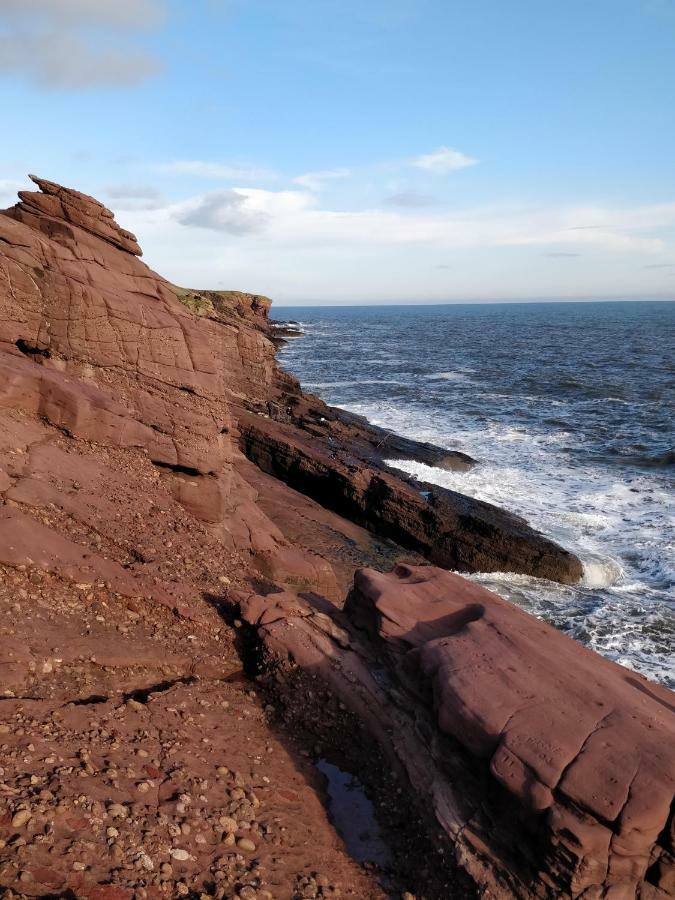 Cliff Walk Cottage Arbroath Exterior photo